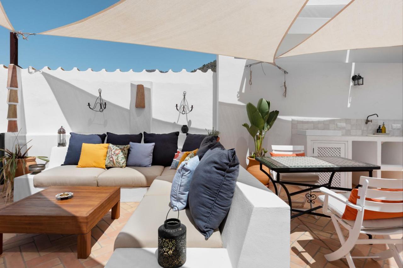 La Amara Maha - En El Casco Antiguo De Frigiliana Apartman Kültér fotó