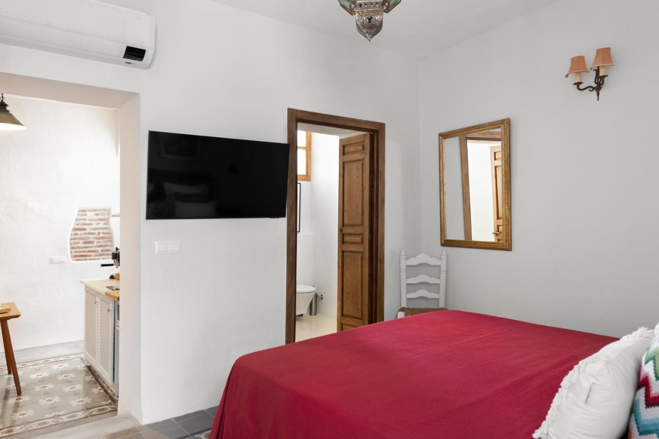 La Amara Maha - En El Casco Antiguo De Frigiliana Apartman Kültér fotó